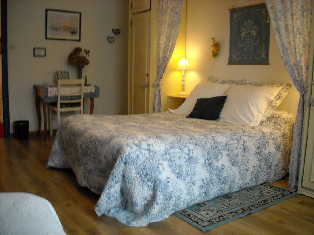 Le Moulin De Fillievres Bed & Breakfast Exterior foto
